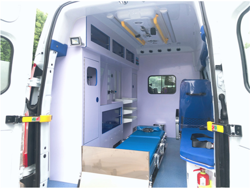 福特V362中轴中顶监护型救护车ABS内饰 福特V362中轴中顶监护型救护车ABS内饰