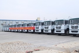 程力集团热烈欢迎某军领导莅临我公司验收第三批军港压缩垃圾车